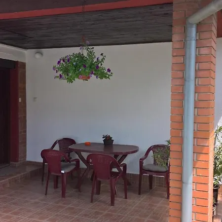 Sobe Szobak Kis Apartament