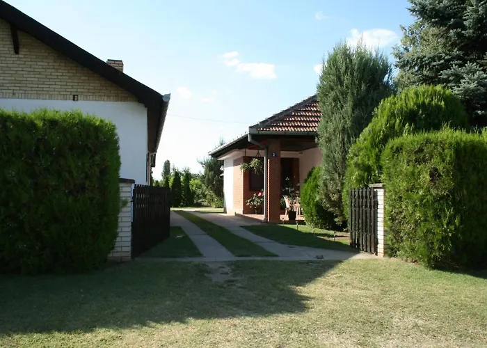 Sobe Szobak Kis Apartman *